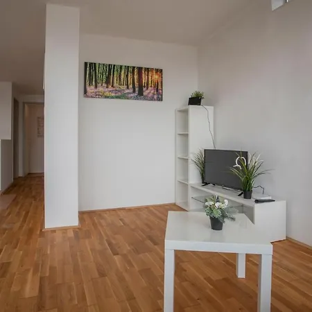 Apartment Hilltop I Free Parking *