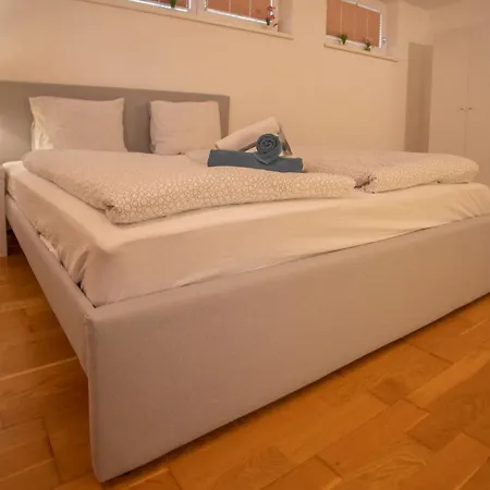 Hilltop I Free Parking Apartamento